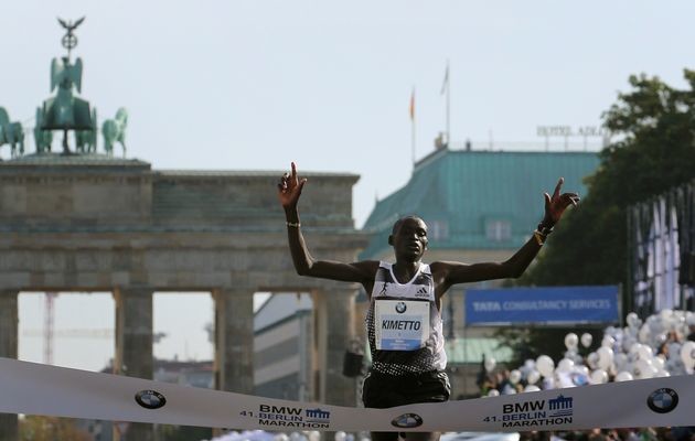 Kimetto smashes world record in fastest-ever marathon