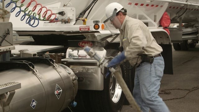 Slovenian Researchers Help Develop Clean Alternative to Diesel Generators for Trucks