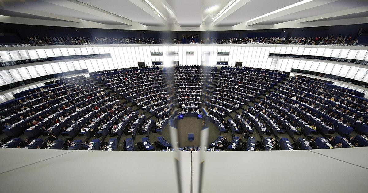 MEPs want EU to watch out for rights abuses in Hungary