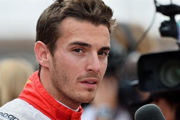 Jules Bianchi undergoes surgery after Japanese Grand Prix crash