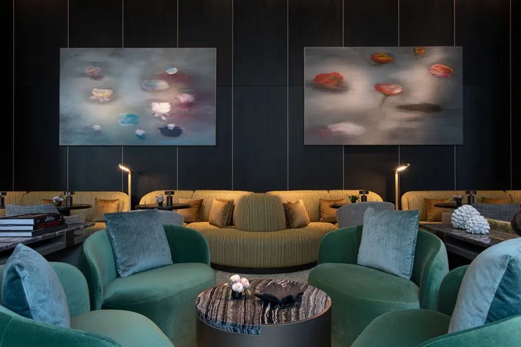 The new hotel The Ritz-Carlton New York, NoMad furnished its lobby with works by Ross Bleckner