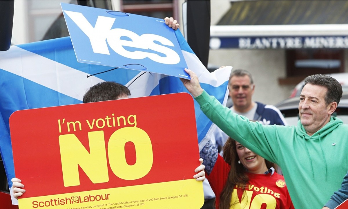 We’ll take the ‘No’ road: Scottish voters reject independence