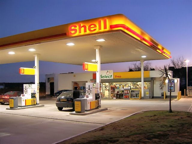 Royal Dutch Shell cuts 6,500 jobs