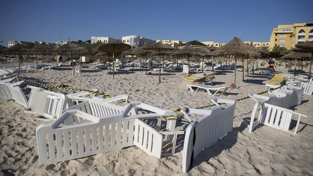 Tunisia attack: Family members still waiting for news of missing